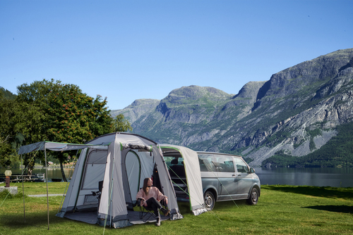 AUVENT ARRIÈRE UNIVAN II - REIMO TENT