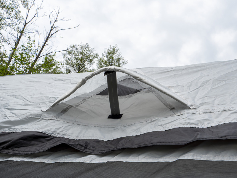 AUVENT ARRIÈRE GONFLABLE UNIVAN AIR - REIMO TENT