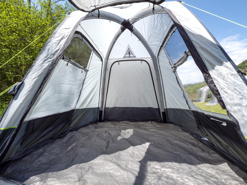 AUVENT ARRIÈRE GONFLABLE UNIVAN AIR - REIMO TENT
