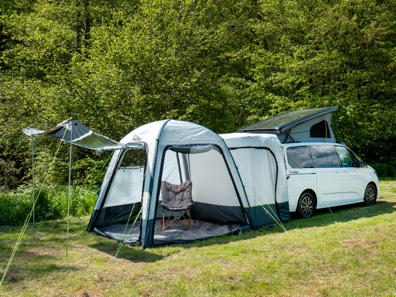 AUVENT ARRIÈRE GONFLABLE UNIVAN AIR - REIMO TENT